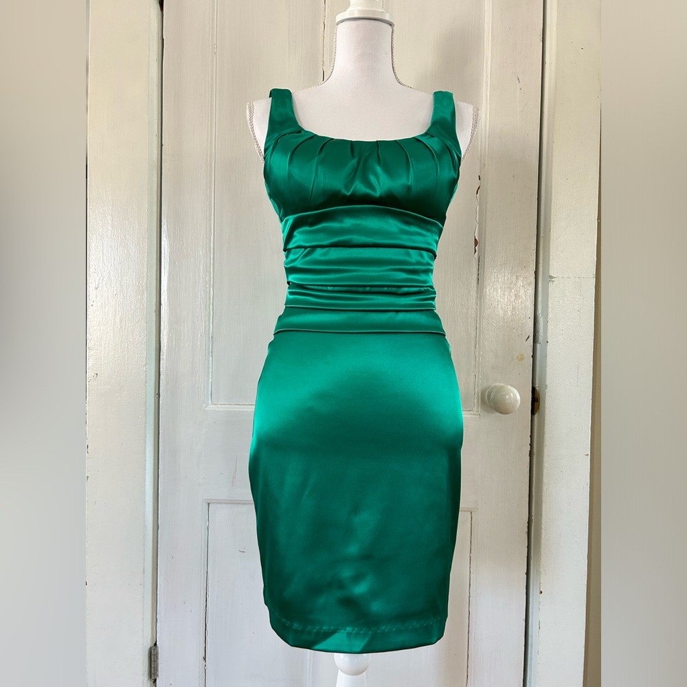 Josh&Jazz Green Cocktail Dress size 3/4 EUC
